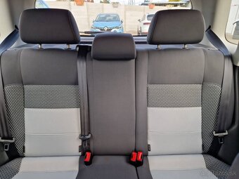 Predám Volkswagen Polo Cross 1.6 benzín 77 KW r.v.2009 - 10