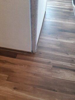 Pokládka plávajúcej podlahy - 10