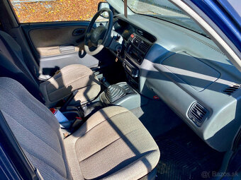 Suzuki Grand Vitara 2.0 - 10