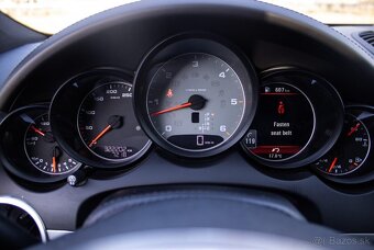 Porsche Cayenne S 4,2 V8 281 kW - 10