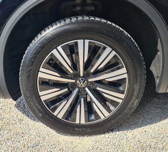 VW TOUAREG 3.0 TDI V6 ELEGANCE 4MOTION / MOŽNÝ OPOČET DPH - 10