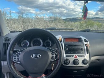 Kia Cee’d - 10