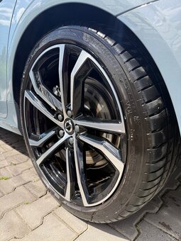 VOLVO S90 B5 2.0 d, 173 kW, 4x4, 2023, 19 000 km - 10