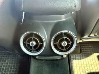 Alfa Romeo Stelvio - 10