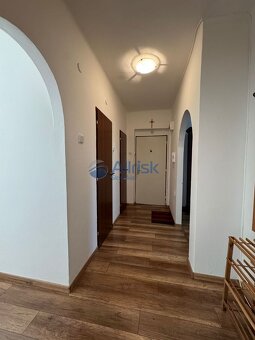 Priestranný 3 izbový byt na predaj v centre, Kukučínova ulic - 10