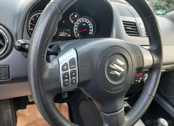 Suzuki SX4, 1,6 4x4 r.v. 2010 , najeto 99.323km - 10