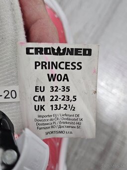 Detská lyžiarska prilba a detské korčule - 10