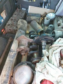 Skoda 30 náhradné diely - 10