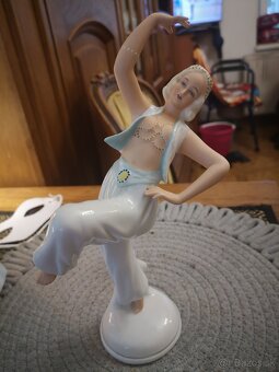 porcelánové sošky Dux - 10