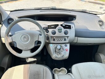 Renault Grand Scénic - 10
