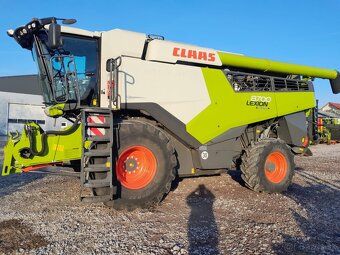 Claas Lexion,obilný kombajn Lexion 8700,4x4,V930,V1080 - 10