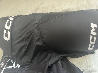 Hokejová výstroj - 10