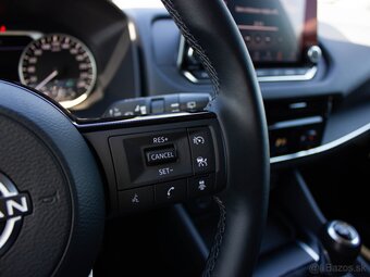 Nissan Qashqai 1.3 DIG-T MILD HYBRID - 10