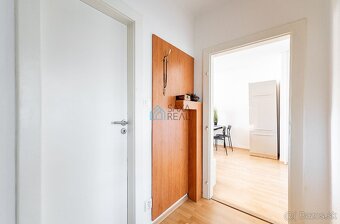 Príjemný zariadený 2 izb. tehlový byt Rastislavova, KE-JUH - 10