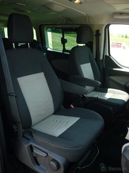 Ford TOURNEO CUSTOM 2.2TDCi 155Hp LONG 08/2015 8 MÍSTNÉ - 10