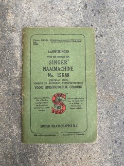 Historický šijací stroj Singer 15K88 s originálnym st - 10