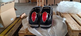 Kawasaki VN900 Custom - 10