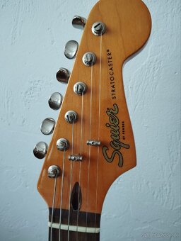 Fender Squier Classic Vibe 60s Stratocaster Candy Apple Red - 10