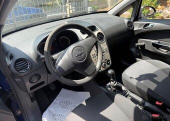 Opel Corsa 1,0i - 1 Majitel benzín manuál 44 kw - 10