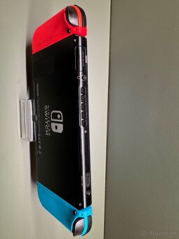 Nintendo Switch V2 - 10