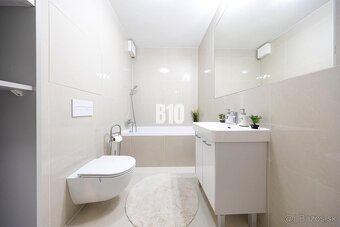 CHARIZMATICKÝ 2 IZBOVÝ BYT S PREDZÁHRADKOU - 10