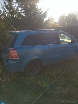 Opel Zafira na náhradné diely. - 10