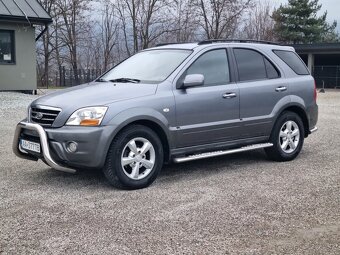 KIA SORENTO 2,5CRDi 4x4 - 10