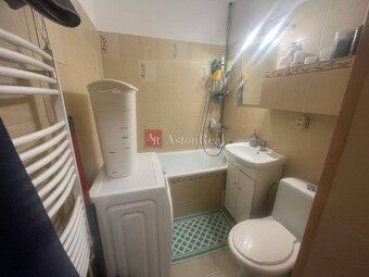 NA PREDAJ: 1 izb. byt 31,50 m2, 2 posch. Ďumbierska, BB - 10