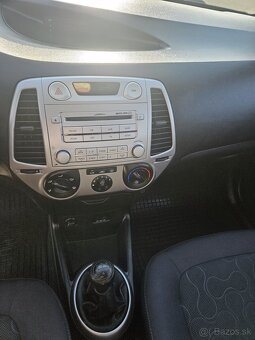Hyundai i20,1.2benzin,57kw,112 000km - 10