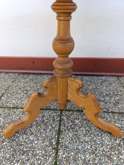Rustikálny stolek, starožitný nábytok z masívu - 10