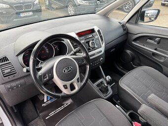 Kia Venga 1.4 CVVT Gold - 10