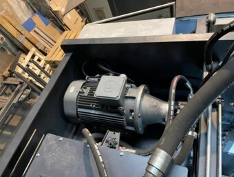 Rok výroby 2024, ohraňovací lis SX 30220 - 10