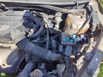 Toyota RAV4 4 benzín 110kw - 10