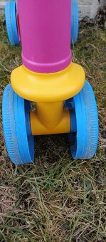 Dievčenský bicykel, trampolína, kolobežka, odrazadla - 10