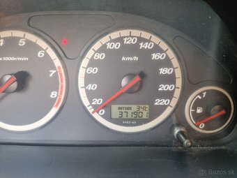 Honda CRV 2.0 - 10