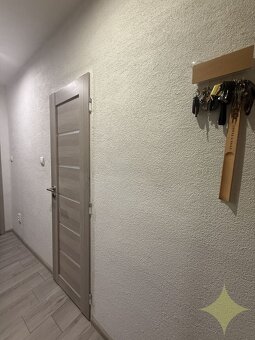 REZERVOVANÉ Priestranný 2,5-izbový byt s balkónom po komplet - 10