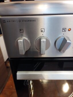 Predam Sklokeramický sporák s parnou funkciou SteamBake - 10