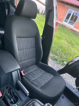 Škoda Octavia Combi 2.0TDI DSG - 10