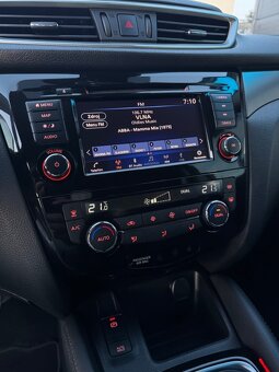 Nissan Qashqai dCi 150 Tekna - 10