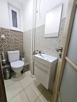 VÝNIMOČNÝ 3-IZBOVÝ BYT V CENTRE TRENČÍNA S 2 BALKÓNMI - 10