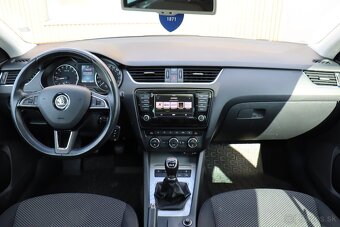 Škoda Octavia Combi 2.0 TDI Elegance/Style 4x4 - 10