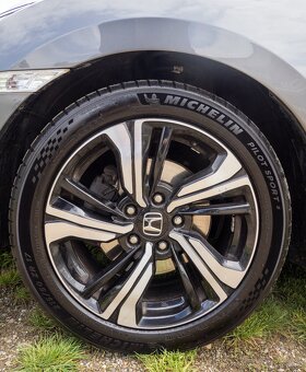 Predám Honda Civic 1.5 t vtec 134 kw - 10