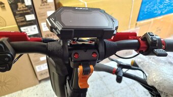 Upravená Kukirin G2 MASTER 6. elektrická kolobežka - 10