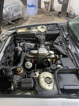Bmw e32 735i - 10