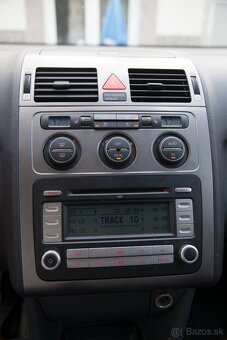 VW Touran 2,0Tdi 103kW r.v. 02/2008 - 10