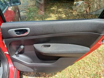 Predám PEUGEOT 307 SW - 10