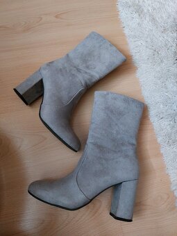 Kvalitny kabat 38 - Reserved + cizmicky zdarma - 10