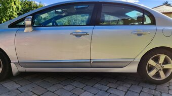 Spoľahlivá Honda Civic 1.8 Automat – STK/EK do 2027 103
 - 10