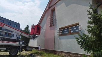 Prenájom plošiny na podvozku do 3,5t, výškový dosah 16m - 10