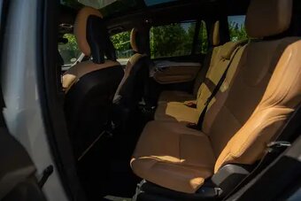 Volvo xc90 - 10